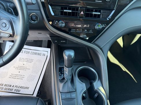 Used 2023 Toyota Camry SE image 23