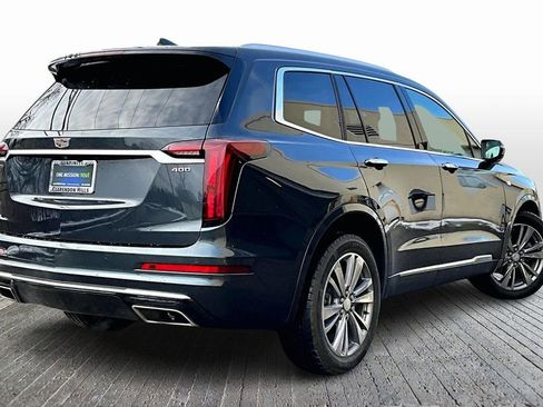 Used 2021 Cadillac XT6 Premium Luxury image 9