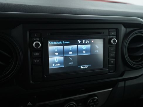 Used 2017 Toyota Tacoma SR w/ SR Convenience Package image 17