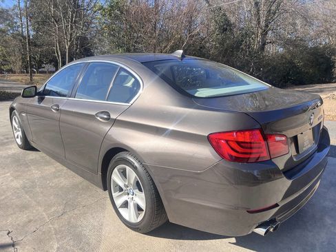 Used 2011 BMW 528i Sedan image 6