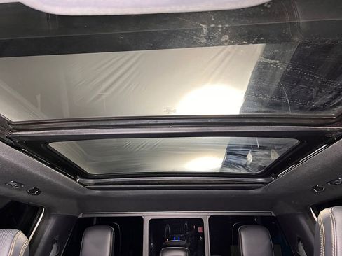 Used 2023 Ford F250 Platinum image 17