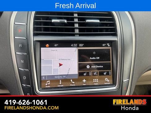 Used 2017 Lincoln MKX Select w/ Select Plus Package FWD image 27