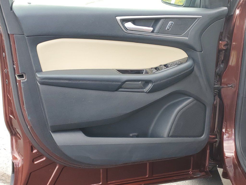 Used 2015 Ford Edge SEL w/ Equipment Group 201A AWD/4WD image 20