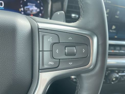 Used 2024 Chevrolet Silverado 1500 LT Trail Boss w/ Convenience Package II AWD/4WD image 12