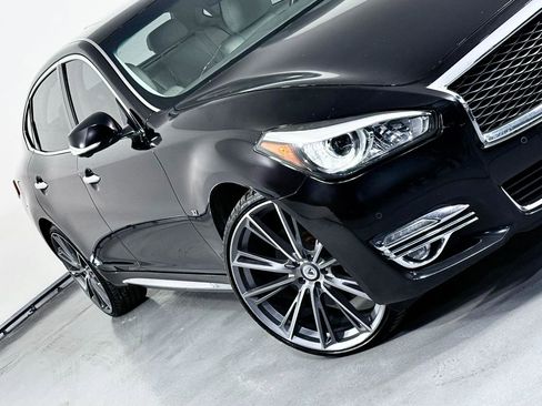 Used 2015 INFINITI Q70 L 3.7 w/ Technology Package image 4