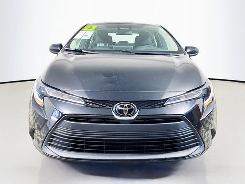 Used 2023 Toyota Corolla LE image 11