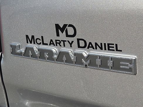 New 2026 RAM 1500 Laramie w/ Sport Appearance Package AWD/4WD image 9