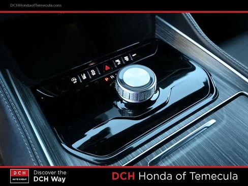 Used 2024 Jeep Wagoneer L Series II image 11