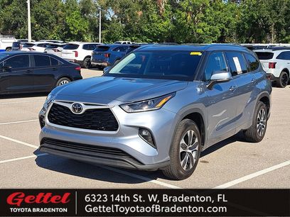Used 2021 Toyota Highlander XLE