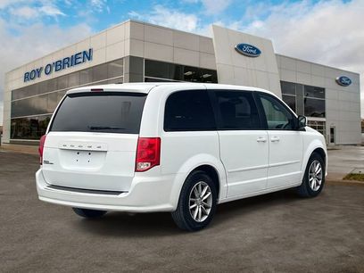 Used 2017 Dodge Grand Caravan SE