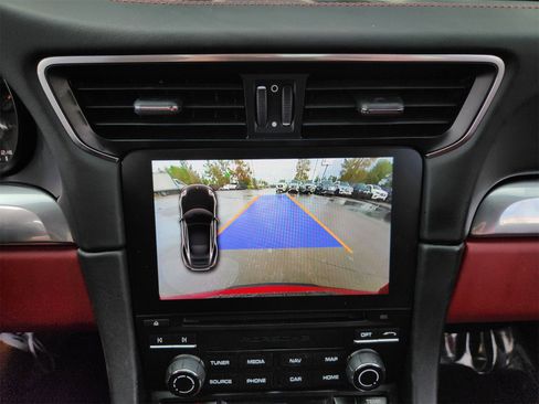 Used 2019 Porsche 911 Carrera 4S image 19