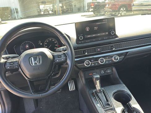Used 2023 Honda Civic Sport image 16