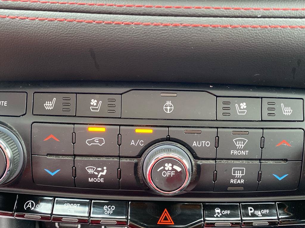 Used 2023 Dodge Durango GT AWD/4WD image 16
