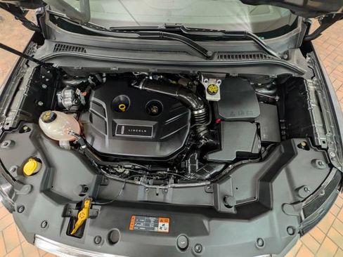 Used 2019 Lincoln MKC Select w/ Select Plus Package FWD image 25