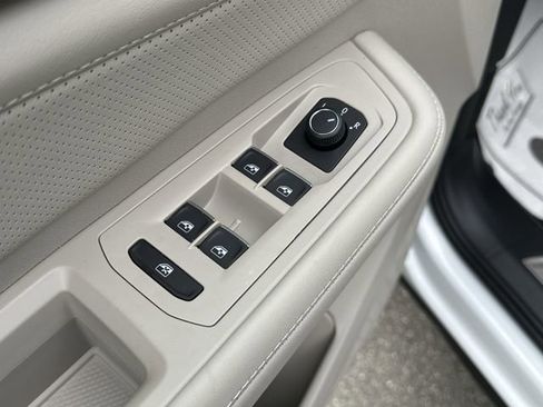 New 2026 Volkswagen Atlas SE image 15