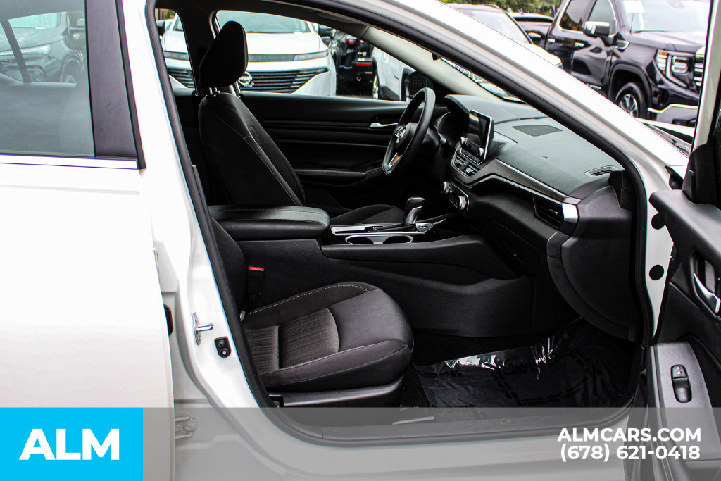 Used 2024 Nissan Altima 2.5 SV FWD image 20