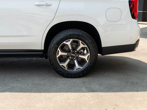 New 2026 GMC Yukon AT4 Ultimate AWD/4WD image 33