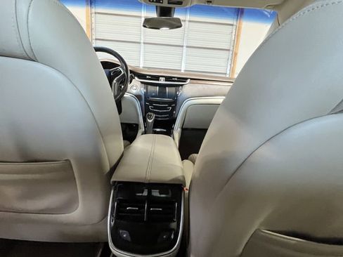 Used 2016 Cadillac XTS Luxury image 6