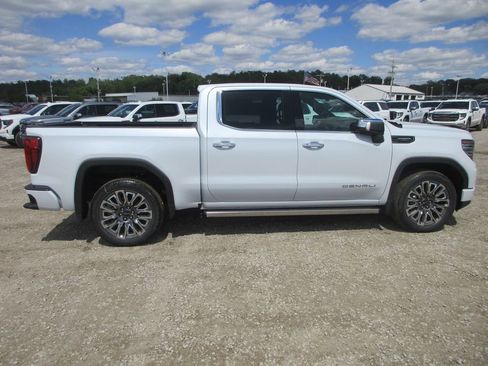 New 2026 GMC Sierra 1500 Denali Ultimate AWD/4WD image 3