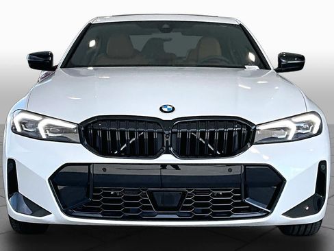 New 2026 BMW 330i Sedan w/ M Sport Package RWD image 3