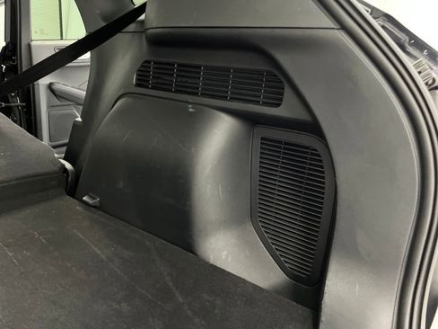 Used 2025 Ford Escape ST-Line image 31