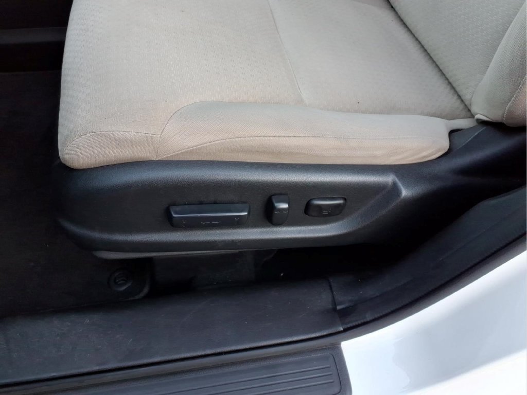Used 2016 Honda CR-V EX image 19
