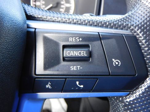 Used 2022 Mitsubishi Outlander ES image 18