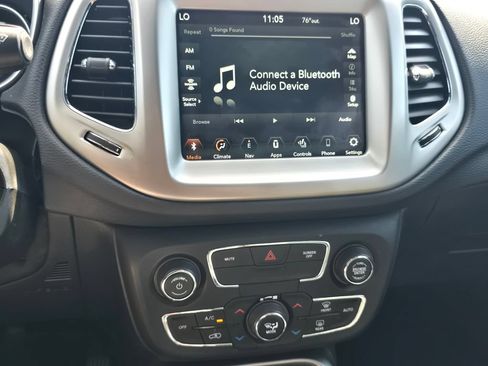 Used 2020 Jeep Compass High Altitude AWD/4WD image 24