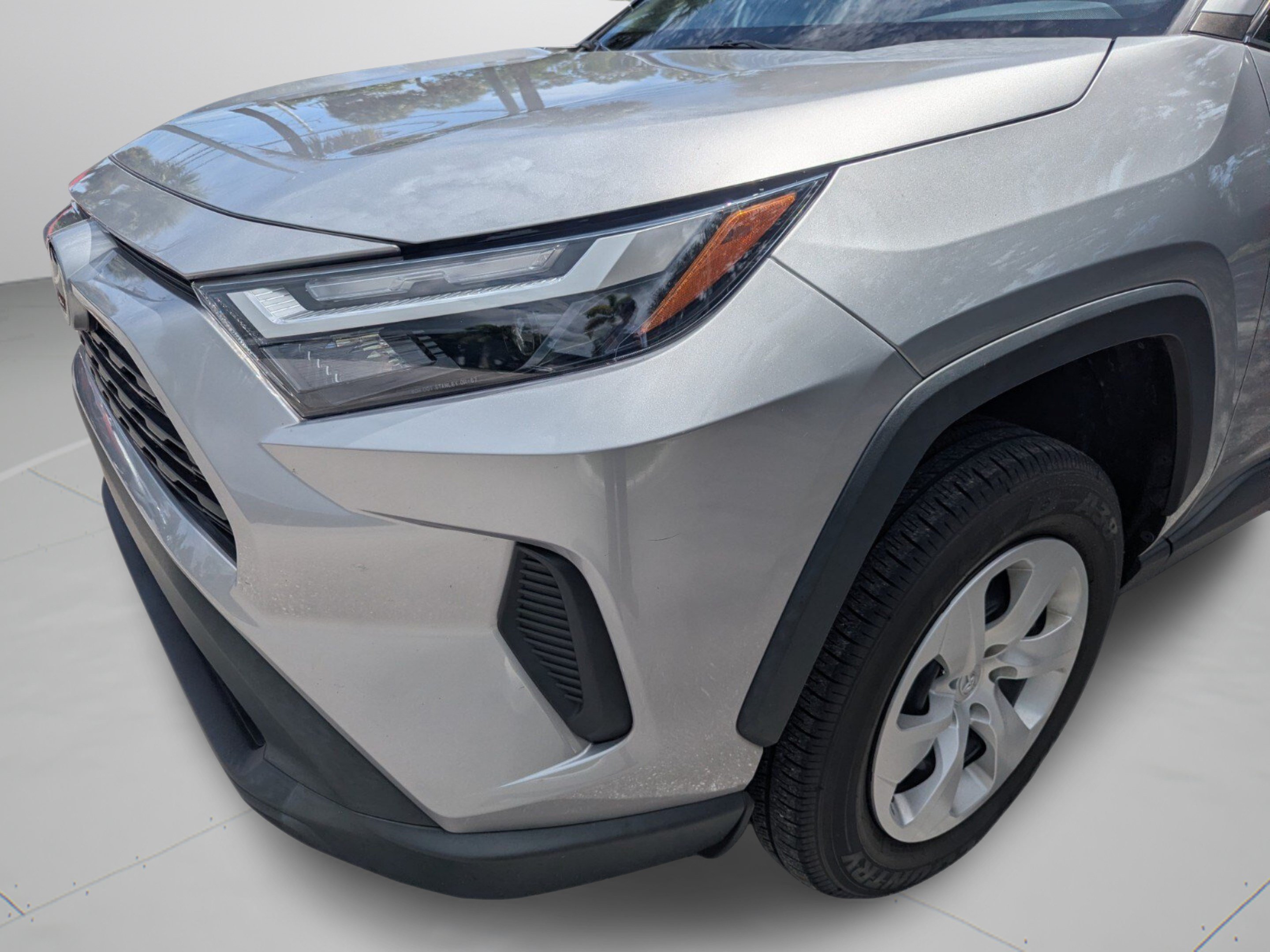 Used 2023 Toyota RAV4 LE FWD image 34