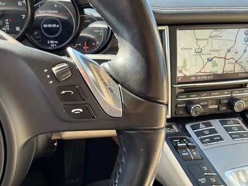 Used 2016 Porsche Panamera Turbo image 37