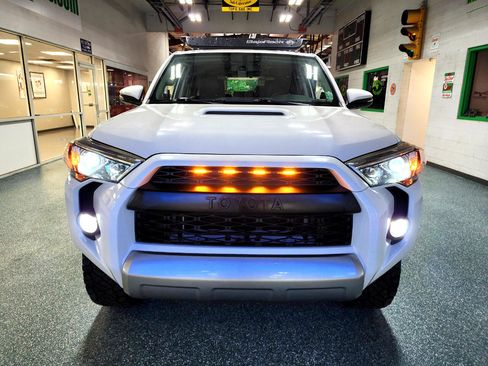 Used 2019 Toyota 4Runner TRD Off-Road Premium w/ Phone Cable & Charge Package image 8
