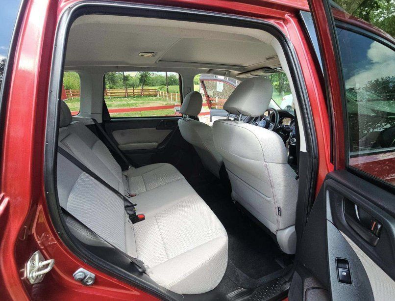 Used 2016 Subaru Forester 2.5i Premium AWD/4WD image 30