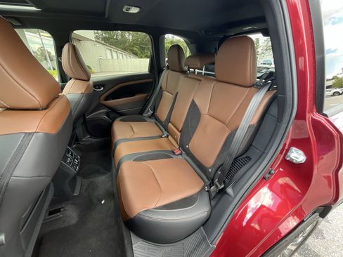 New 2026 Subaru Forester Touring AWD/4WD image 27