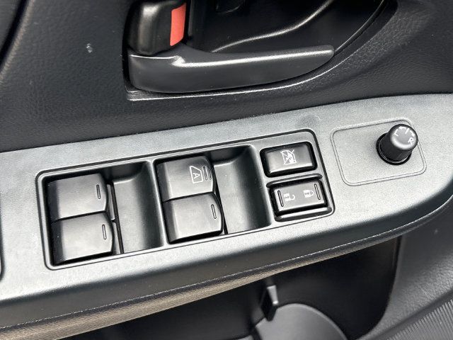 Used 2012 Subaru Impreza 2.0i AWD/4WD image 21