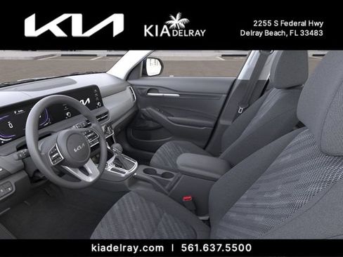 New 2026 Kia Seltos LX FWD image 17