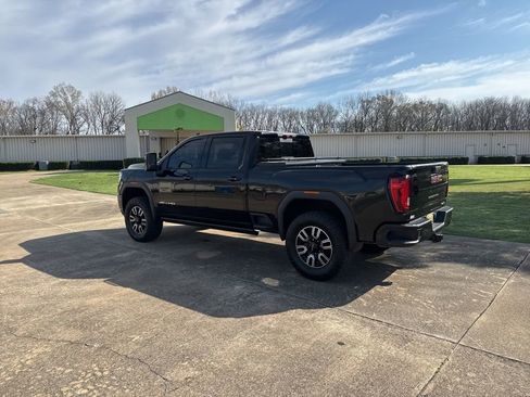 Used 2021 GMC Sierra 2500 AT4 w/ AT4 Premium Plus Package image 9