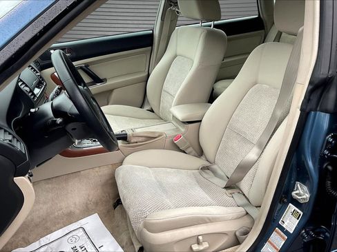 Used 2006 Subaru Outback 2.5i AWD/4WD image 20