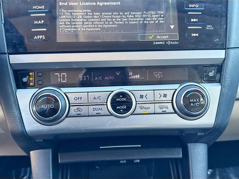 Used 2015 Subaru Legacy 2.5i Limited image 33