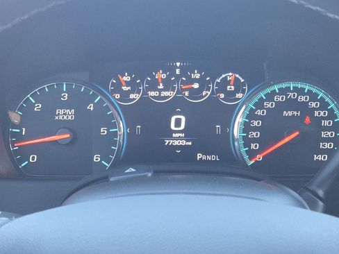 Used 2020 GMC Yukon XL SLT w/ Graphite Performance Edition image 34