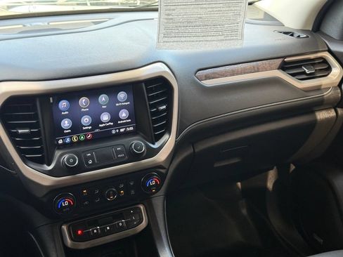 Used 2022 GMC Acadia Denali FWD image 27