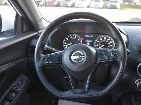 Used 2024 Nissan Sentra S image 41