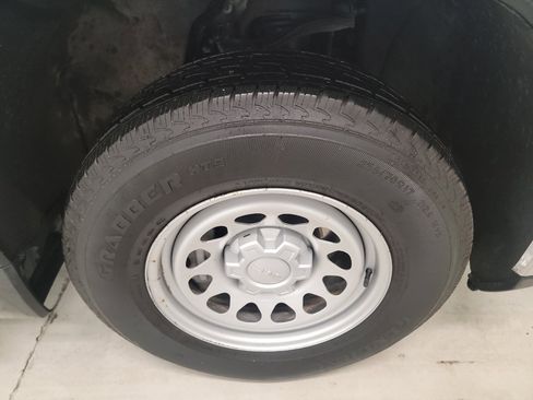 Used 2023 GMC Sierra 1500 Pro image 4