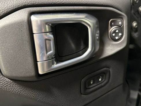 New 2026 Jeep Wrangler Unlimited Rubicon AWD/4WD image 19