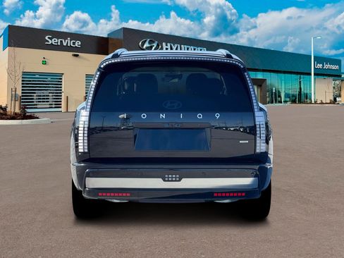 New 2026 Hyundai Ioniq 9 Calligraphy image 6