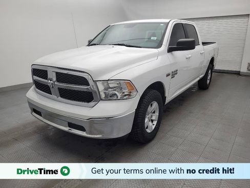 Used 2019 RAM 1500 Classic SLT image 1