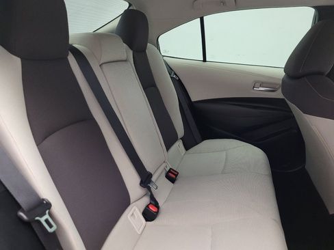 Used 2021 Toyota Corolla LE FWD image 19