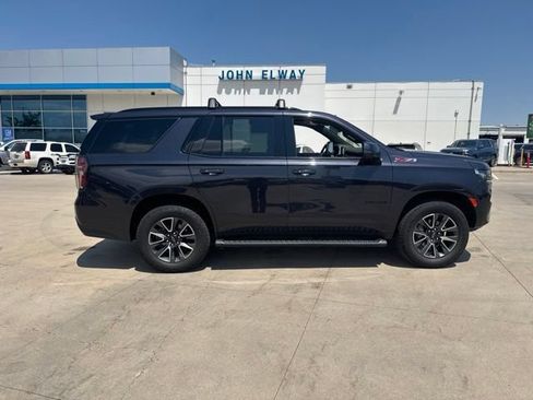 Used 2022 Chevrolet Tahoe Z71 w/ Luxury Package AWD/4WD image 4