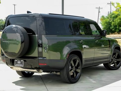 New 2026 Land Rover Defender 130 S AWD/4WD image 11