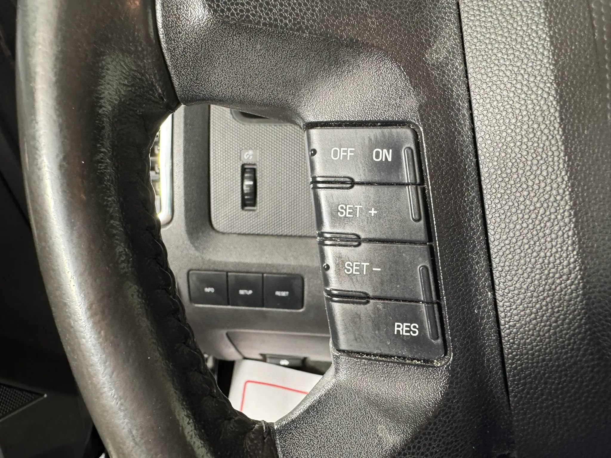 Used 2010 Ford Escape Limited AWD/4WD image 15