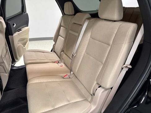 Used 2021 Dodge Durango SXT AWD/4WD image 2